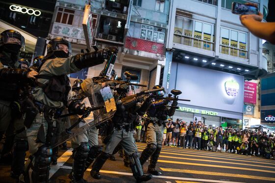 Hong Kong Crashes Into Recession as Protests Hit Economy