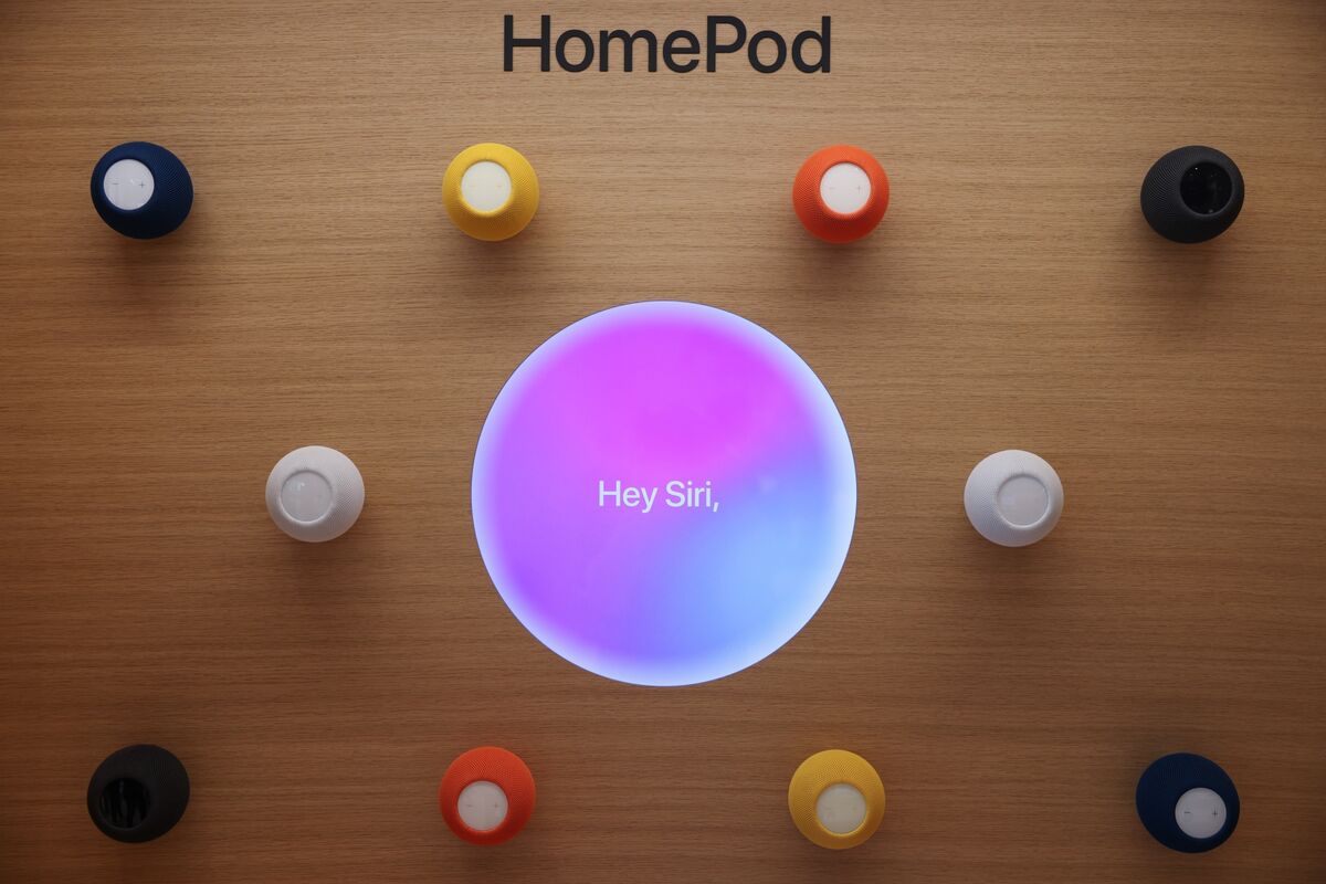 Apple Plans AI-Powered Siri Search Using Google Technology for 2026 Overhaul