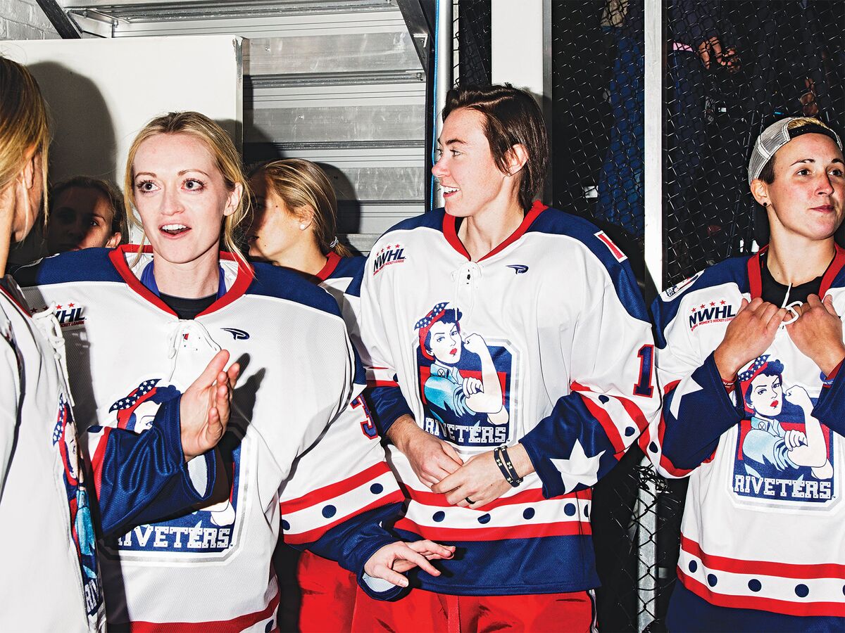 Women’s Hockey Wants to Break Into the Big Leagues Bloomberg