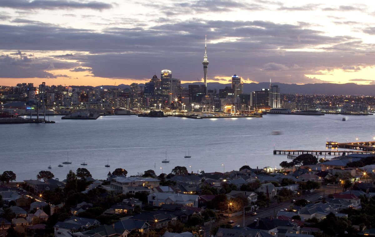 bloomberg.com - Tracy Withers - New Zealand Banks Agree Merger to Challenge Larger Rivals