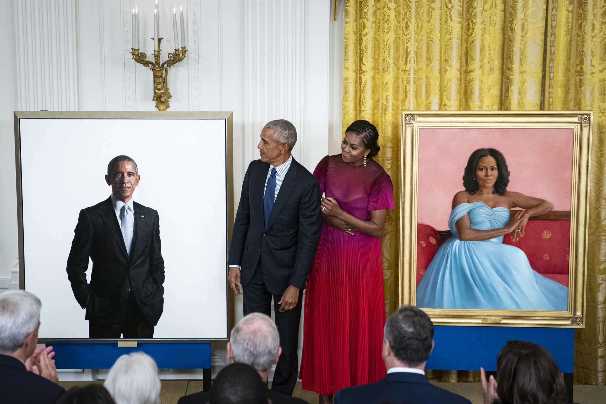 Obamas Return to White House to Unveil Official Portraits Bloomberg
