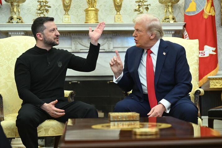 TOPSHOT-US-UKRAINE-DIPLOMACY-TRUMP-ZELENSKY