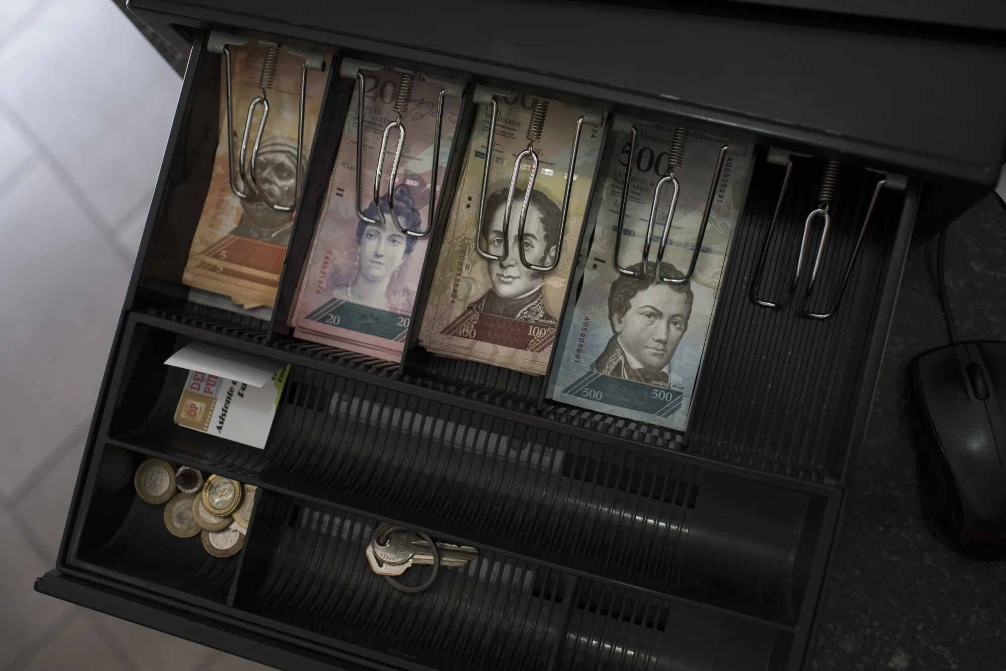 Bolivar to Bitcoin Market Hits Record $1 Million Per Day - Bloomberg