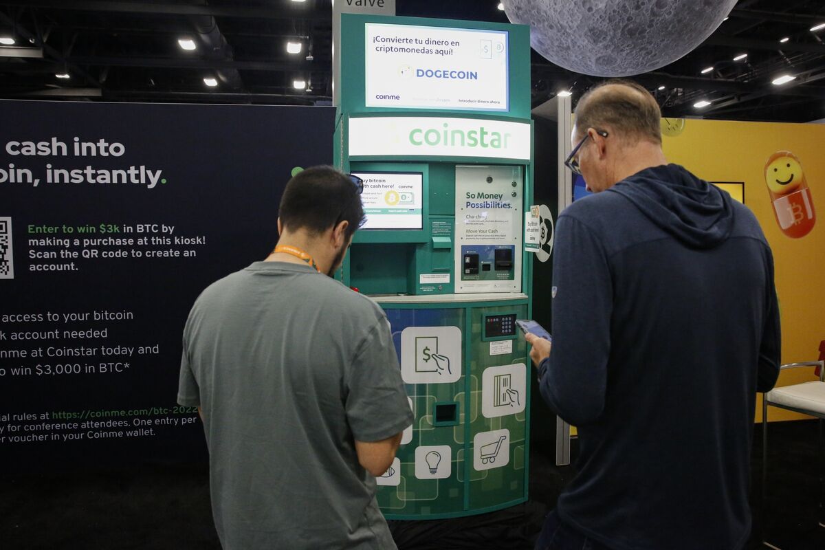 Apollo-Backed Coinstar Gets $90 Million Advance From Bondholders - Bloomberg
