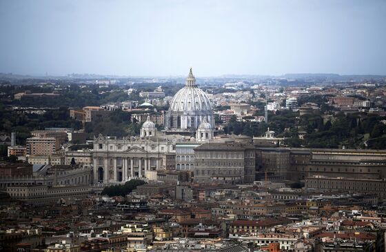 Vatican Braces for Belt-Tightening as Virus Dries Up Donations