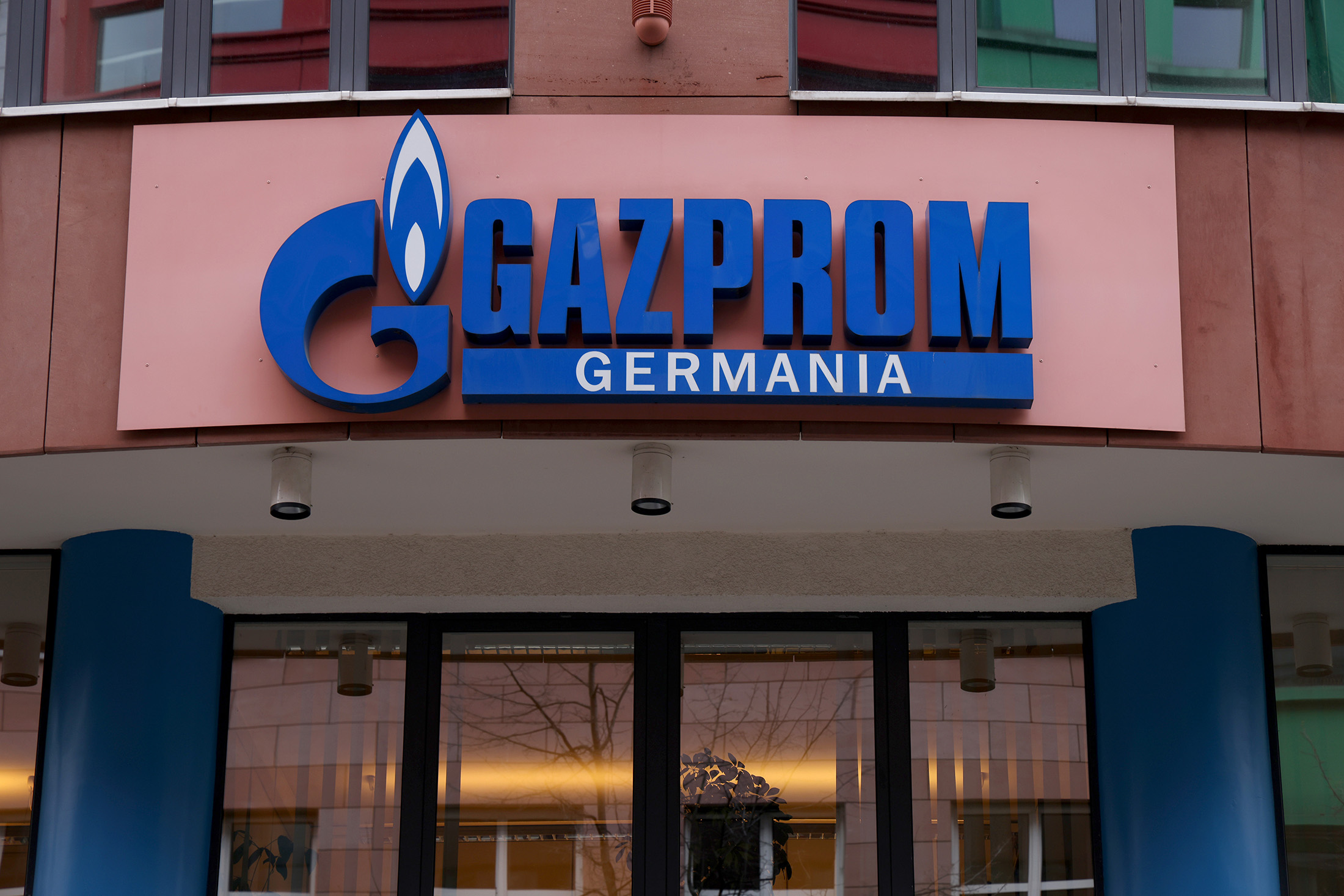 Germany Weighs Options for Gazprom Unit Shunned by Clients - Bloomberg