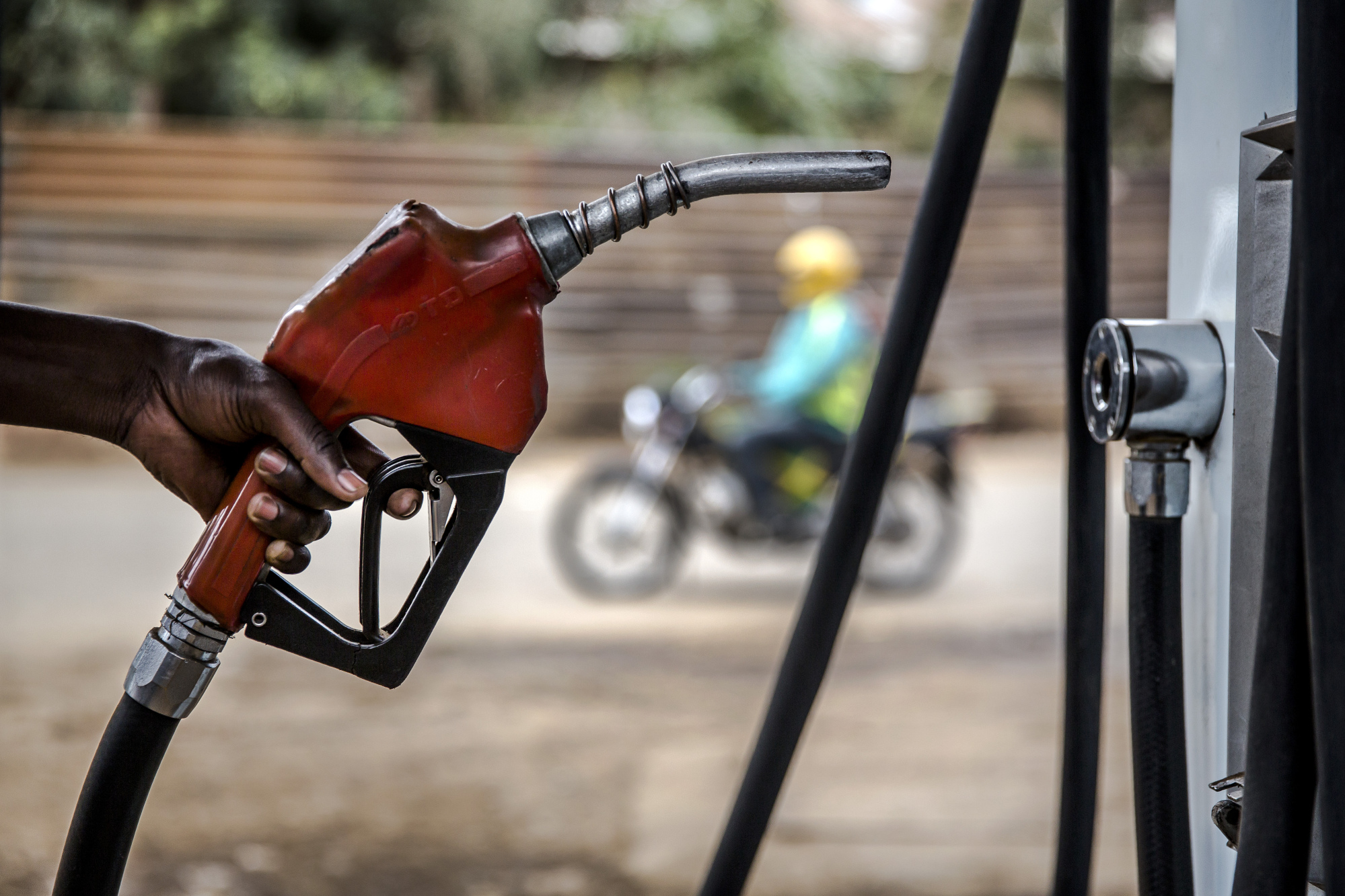 Saudi Aramco, Adnoc Among Firms That Bid in Kenya’s OilImport Deal