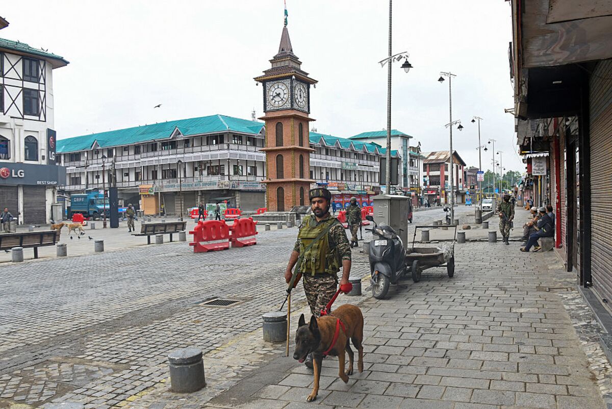 🟪"India e Pakistan pronti alla distensione: speranze di pace dopo attacchi militari"