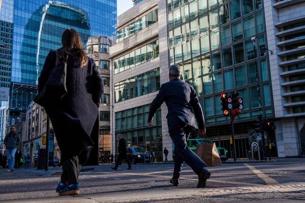 UK Unemployment Jumps to Six-Month High After Economy Cools