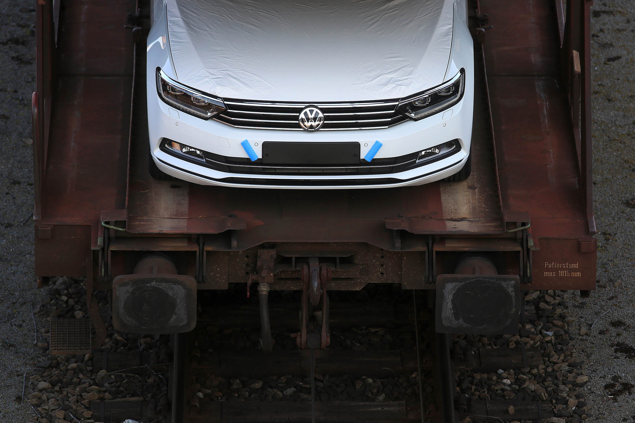 Vw Dodges Cheating Fines In Germany As Customers Demand Payouts Bloomberg