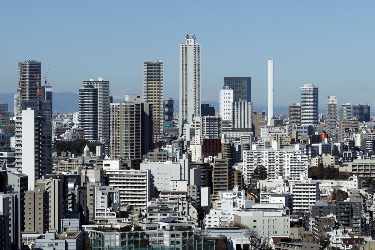 ブルームバーグのニュース記事「10年国債入札は強い結果、応札倍率が約２年ぶり高水準－長期金利低下」の画像