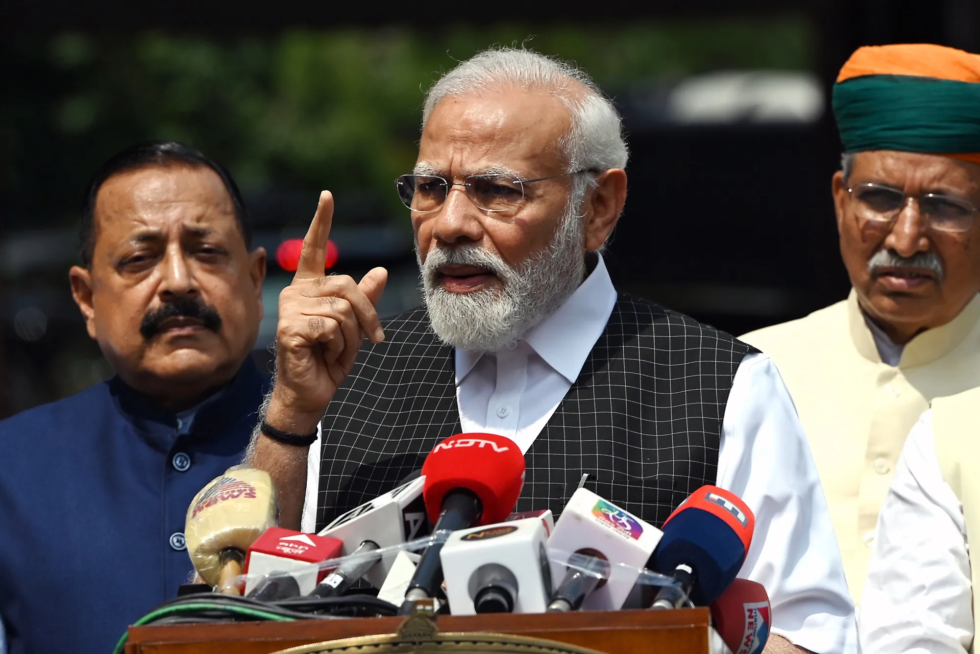 Modi Agrees to Attend BRICS Leaders Summit in South Africa - Bloomberg