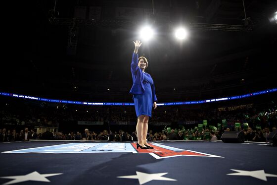 Amy Klobuchar Stakes Her 2020 Candidacy on a Narrow Path in Iowa