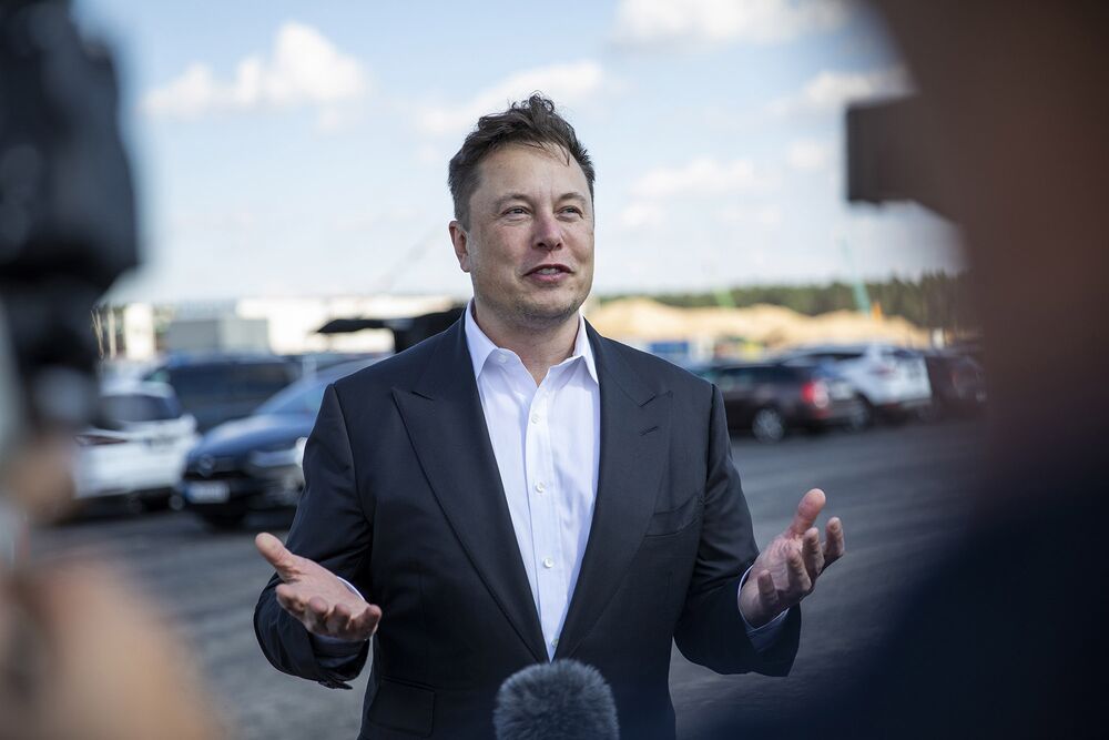 Musk Doubles Hiring Goal To 10 000 At Tesla S Austin Factory Bloomberg