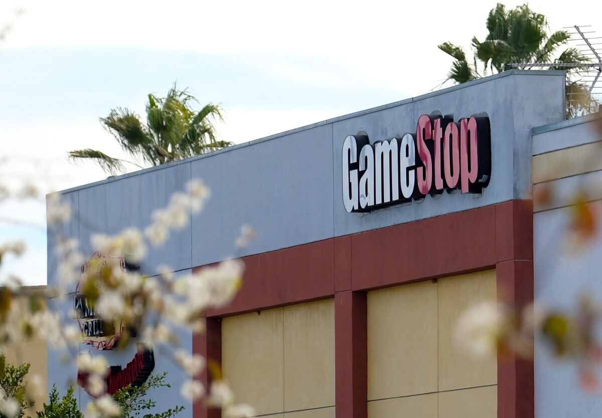 GameStop Extends Drop, Erases $30 Billion In Value From Peak - Bloomberg