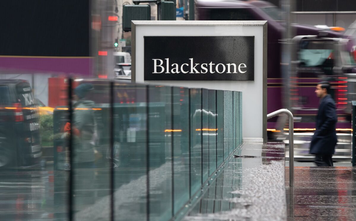 Blackstone Raises $12 Billion for Asia PE Fund as It Nears Close