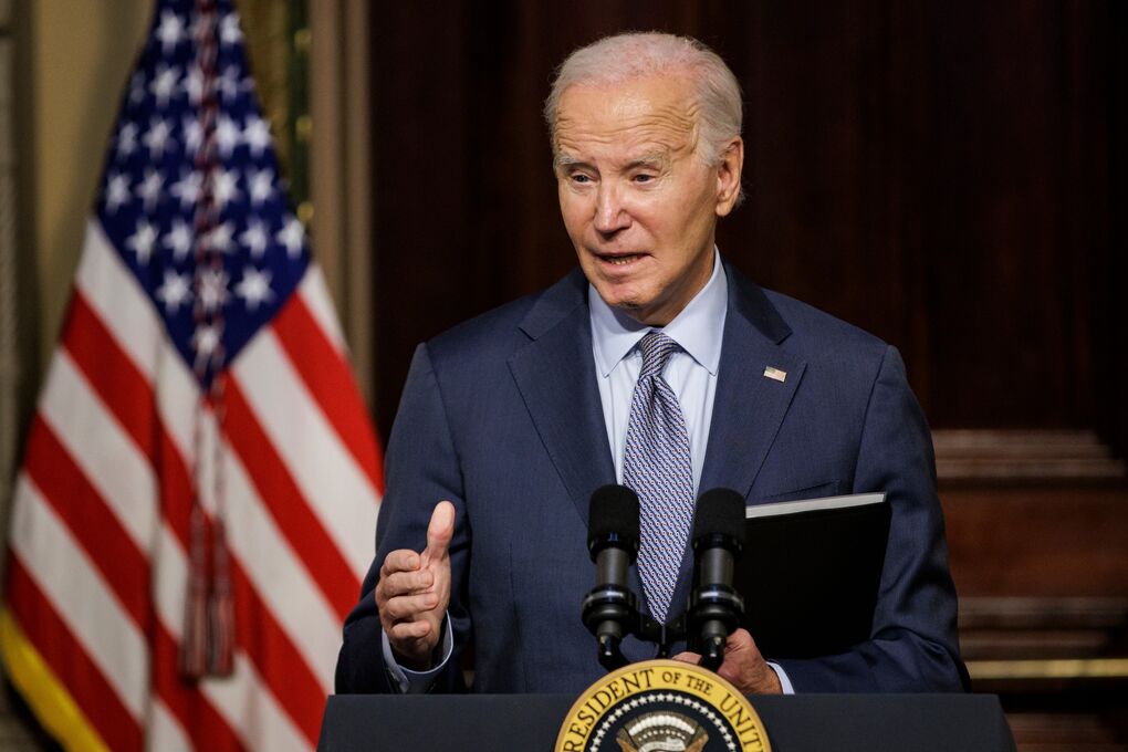 Biden Will Sign Executive Order Regulating AI In US Government - Bloomberg