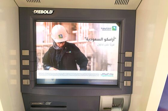 Aramco Sale Gets Going on Saudi Highways and at ATMs