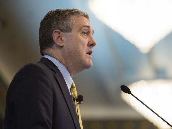 Fed’s Bullard Urges U.S. Reopening to Avoid Risk of Depression
