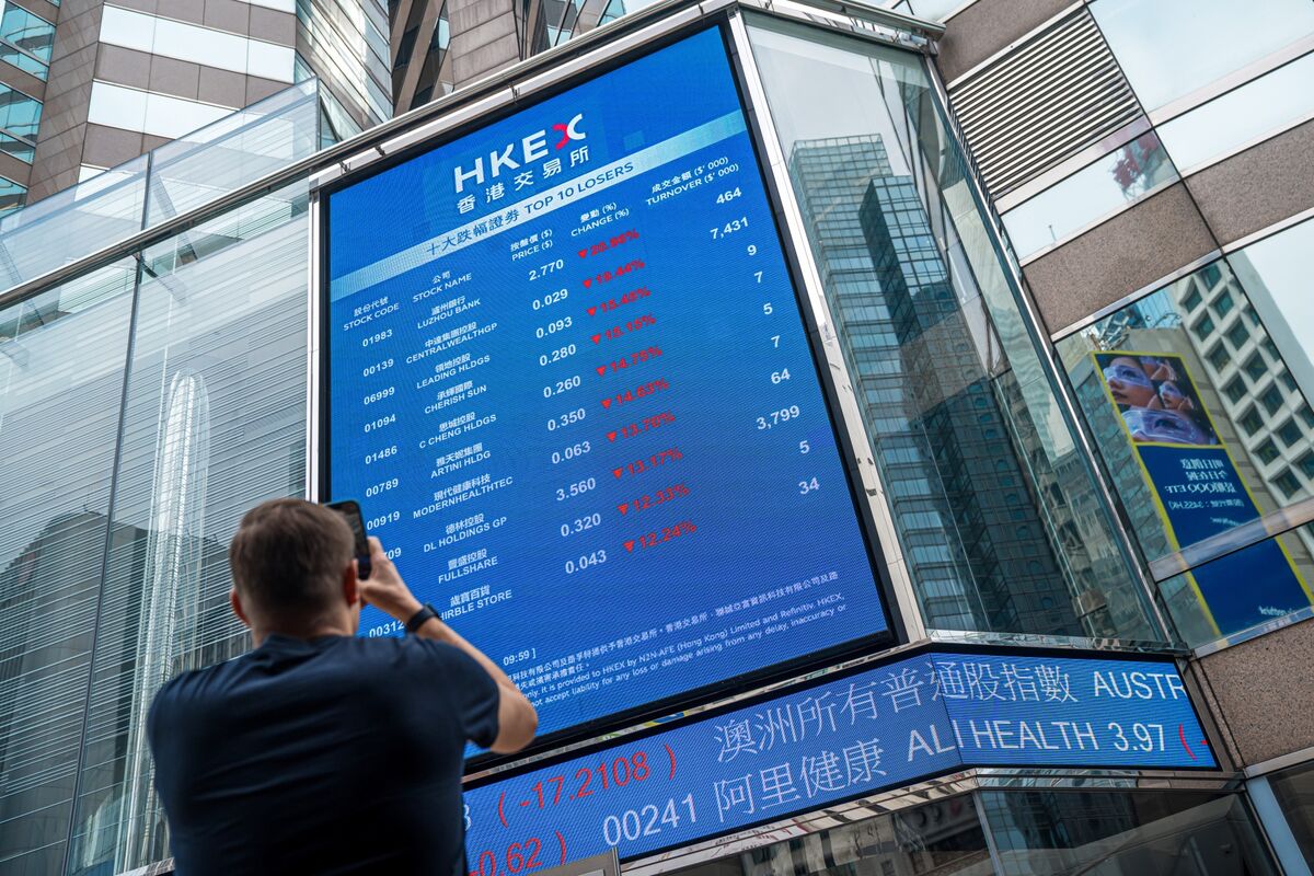 
                            Goldman Sachs Strategists Raise Asia Stock Targets, Upgrade Hong Kong