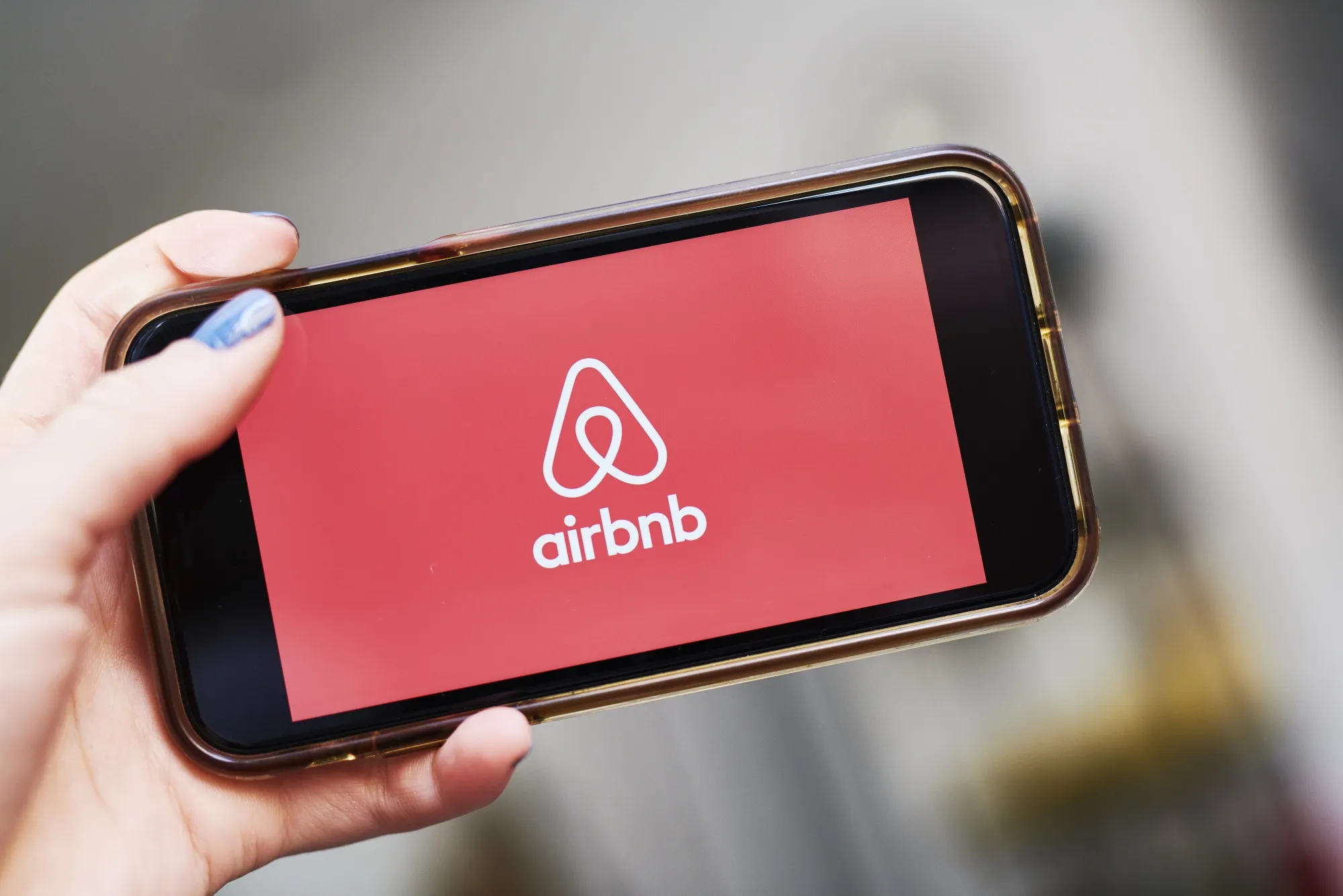 Airbnb Online Marketplace Illustrations As IPO Prospects Diminish 