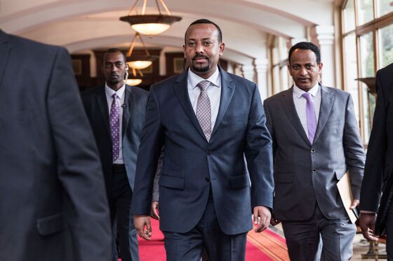 Once Bitter Foes, Ethiopia and Eritrea Promise ‘Bridge of Love’