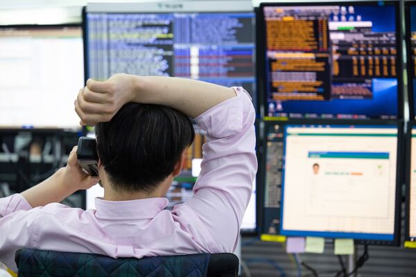 Wild Swings After 1,000% Rally Show Day-Trader Danger in Korea