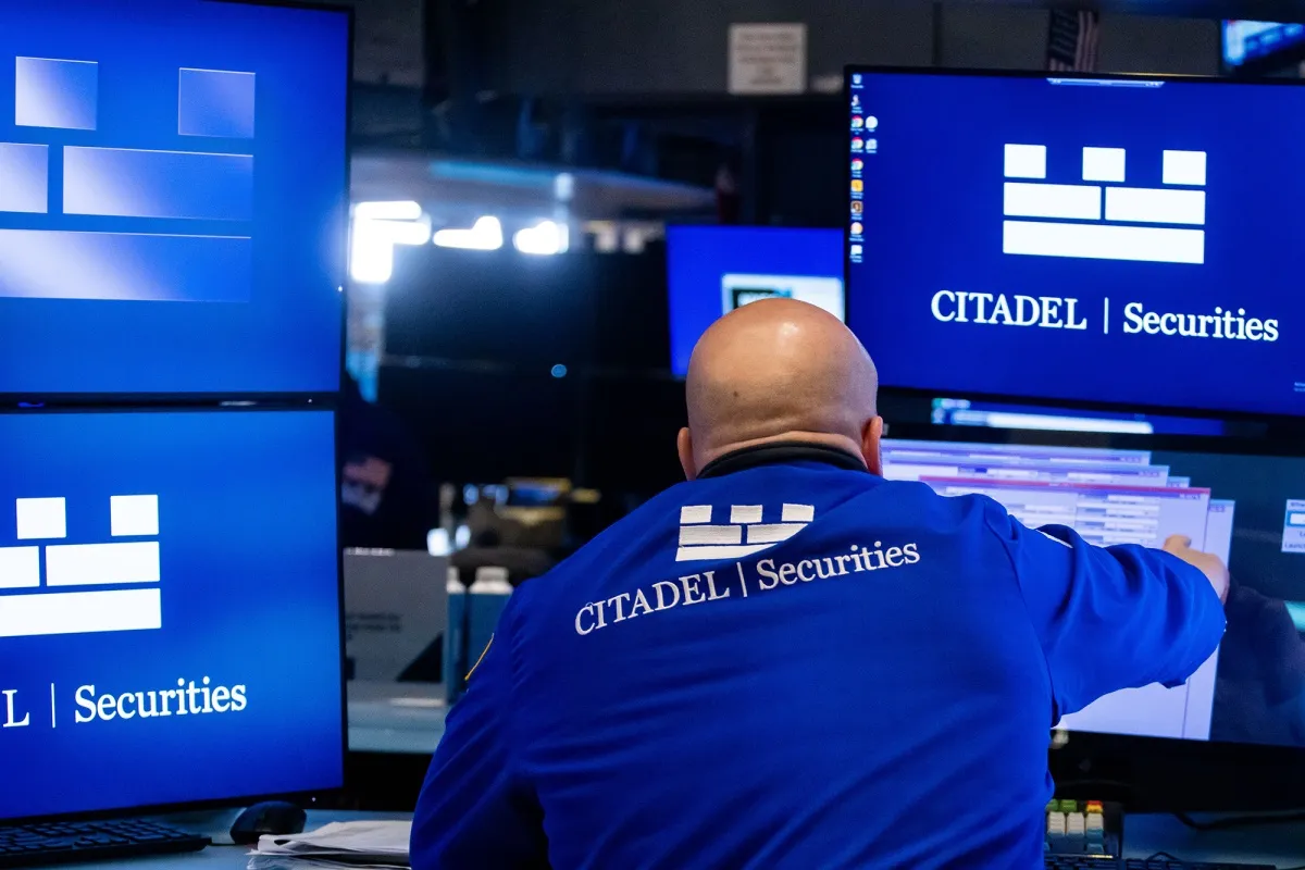Citadel Securities Warns SEC Private Rooms, 24-Hour Trading Are Emerging  Risks - Bloomberg