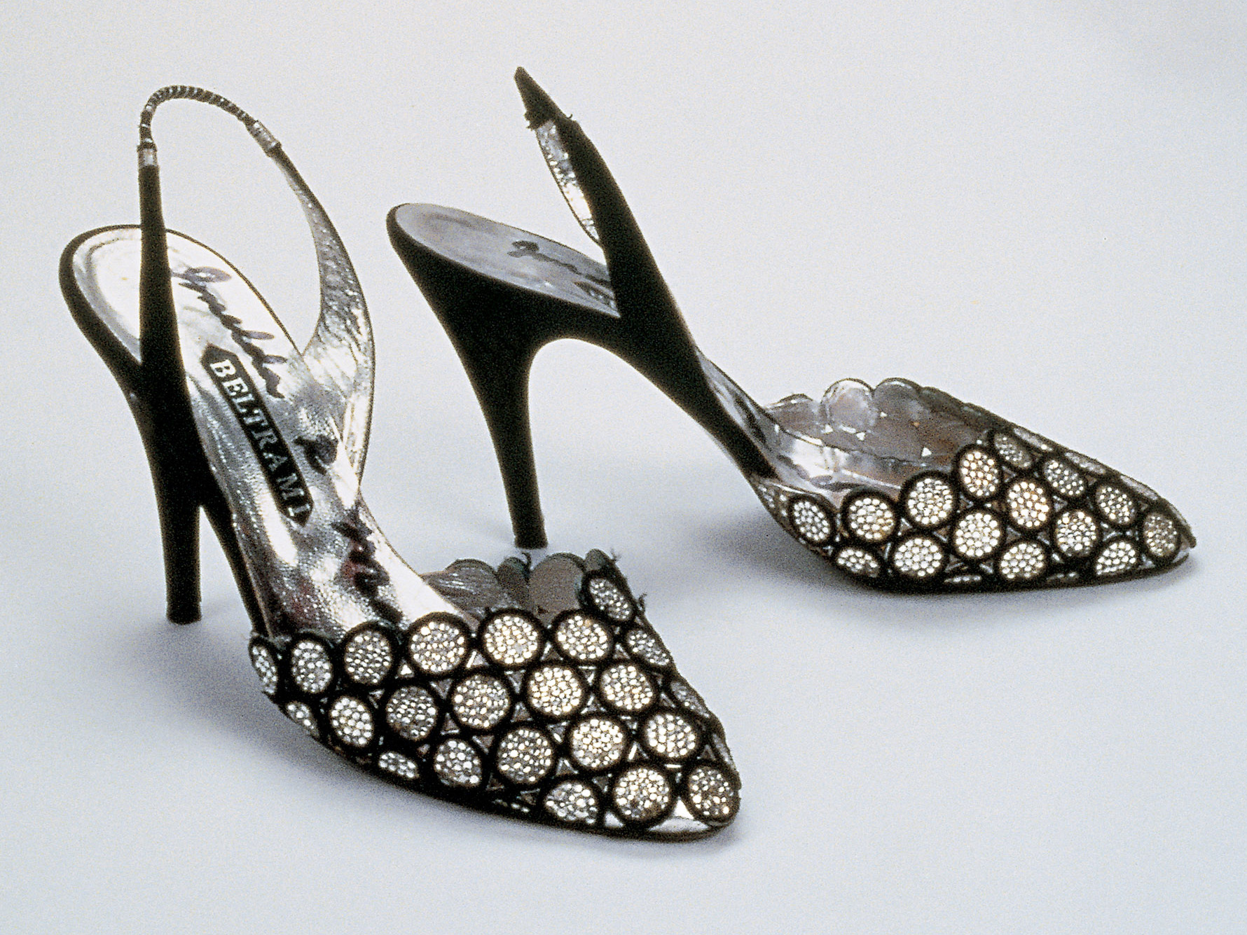 Imelda marcos siblings picture