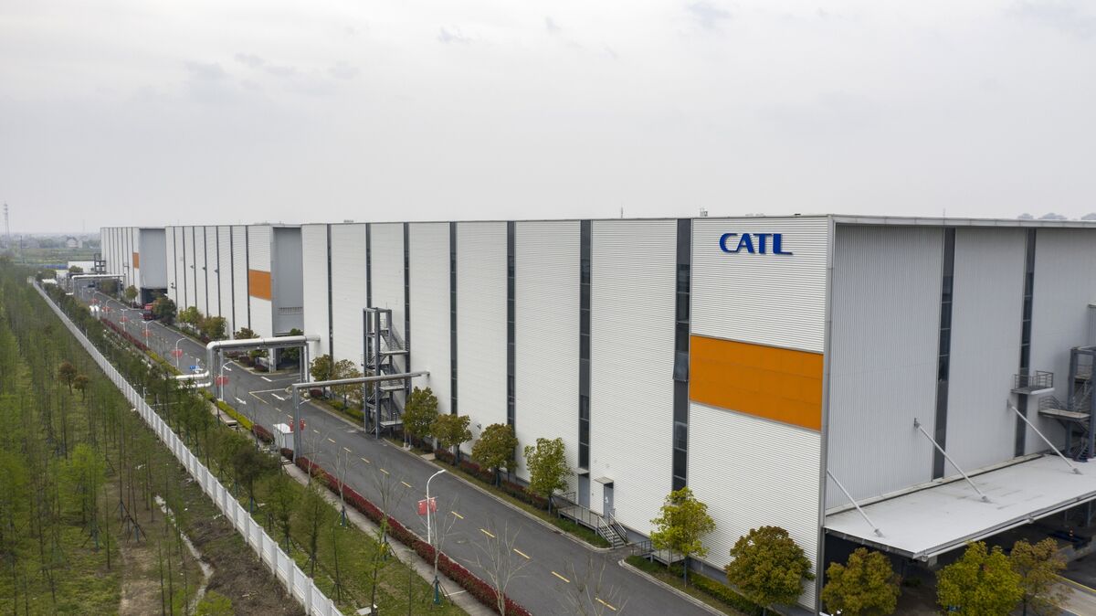 CATL Catches LG Energy in Global EV Battery Market Outside China ...