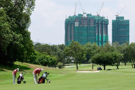 Hong Kong to Take Back Part of Biggest Golf Course for Homes
