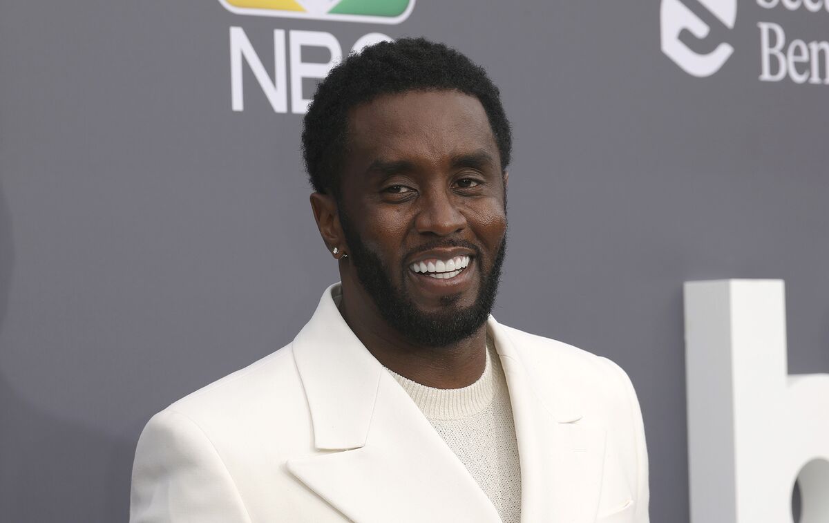 Diddy, MacKenzie Scott Among Donors Boosting HBCU’s Rating - Bloomberg