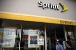 Sprint Gains Leverage in T-Mobile Talks With Customer Adds