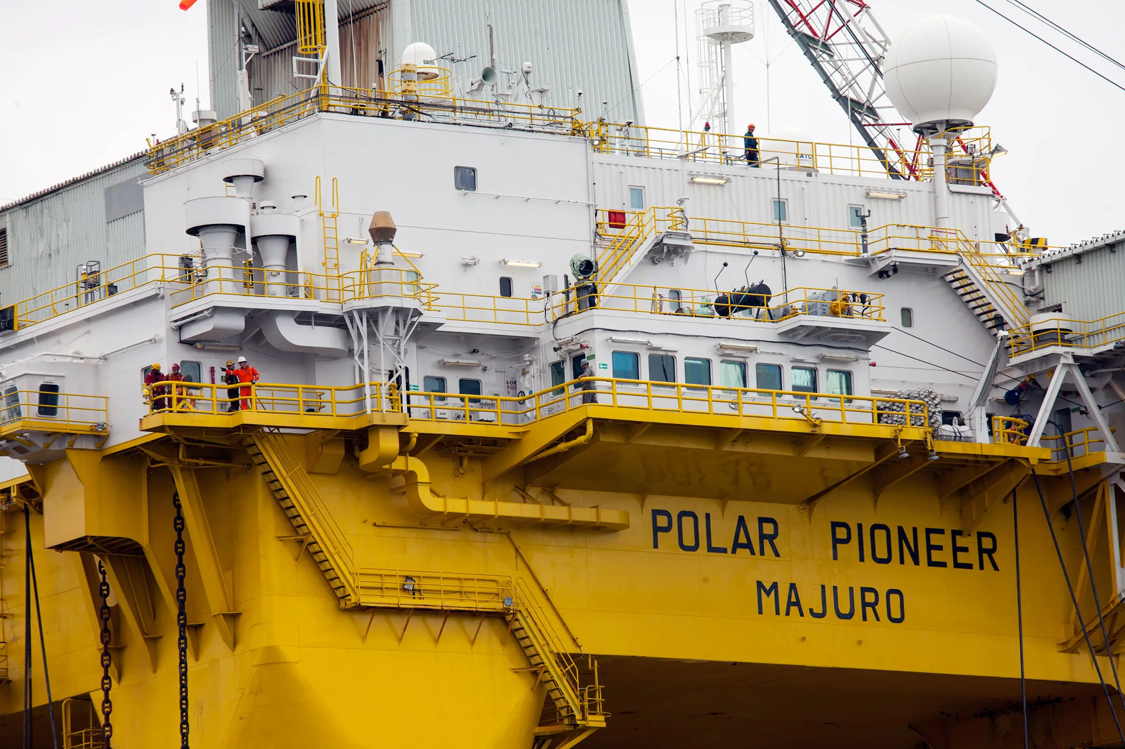 Shell's Polar Pioneer rig
