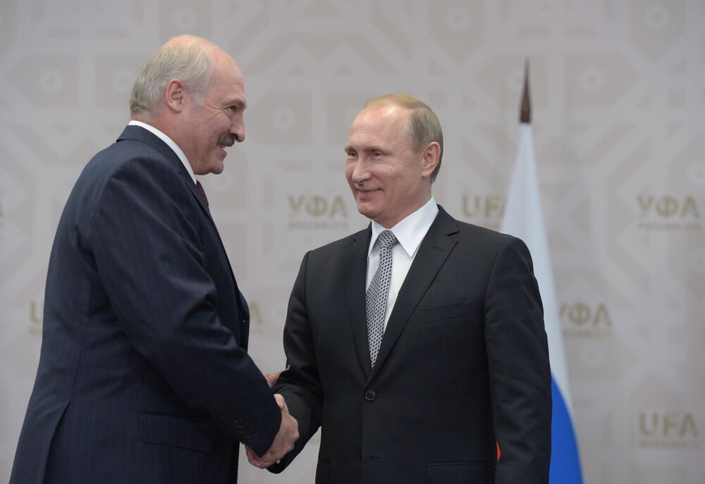 A powerful patron can be a useful thing. Lukashenko and Putin, seen here in 2015.