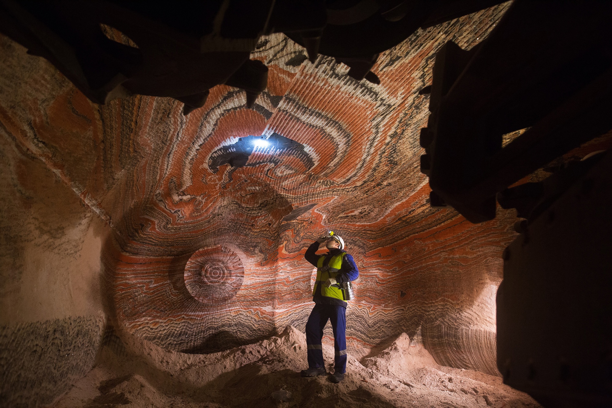 Measuring the concentration of harmful gases in an underground potash mine at the Usolskiy Potash Complex in the Perm region of Russia in 2017.