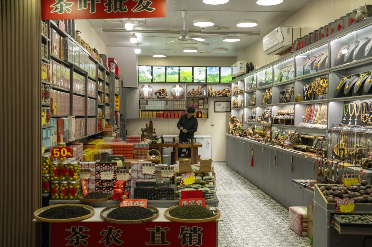 assets.bwbx.io image