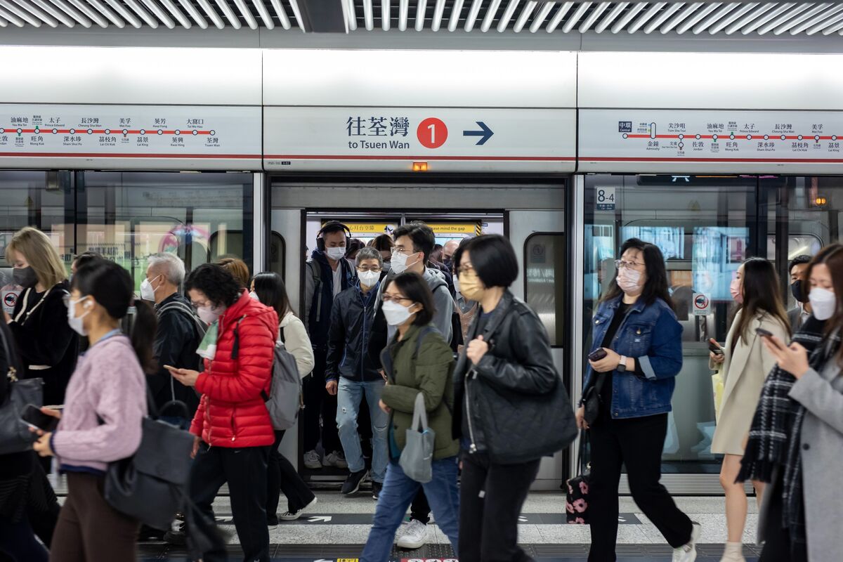 bloomberg.com - Danny Lee - Hong Kong Rail Operator MTR Mulls Bonds, Asset Sales: Ming Pao