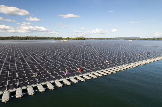 World’s Largest Hydro-Floating Solar Farm Goes Live in Thailand