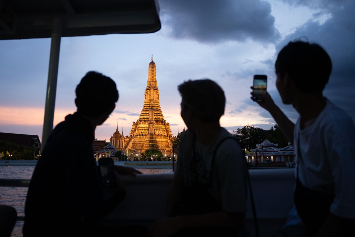 Thailand Tourism Takes Hit as Strong Baht (BHT/USD), War Compounds China  Fears - Bloomberg