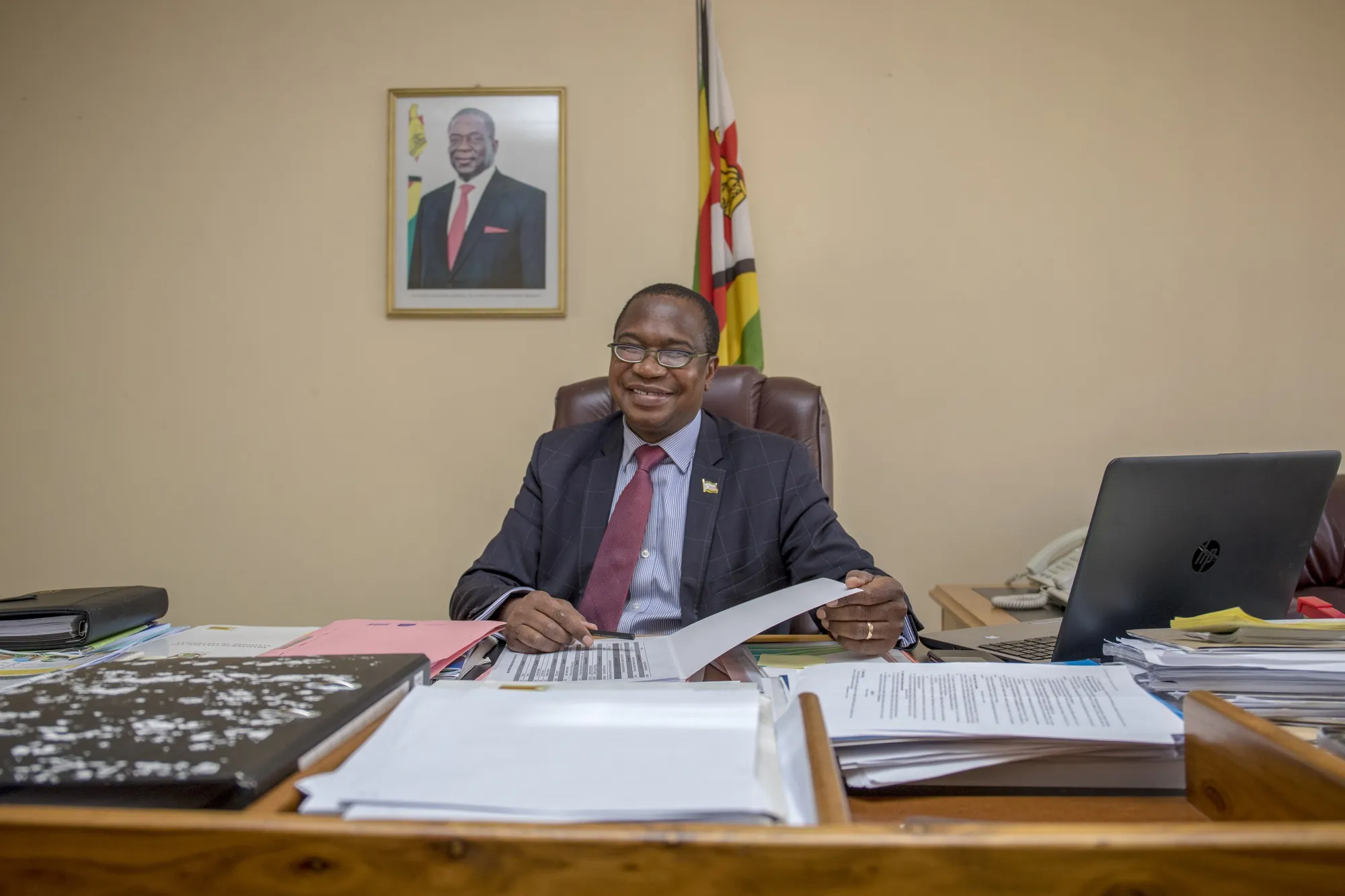 Zimbabwe Leader Mnangagwa Retains Ncube as Finance Minister in New ...