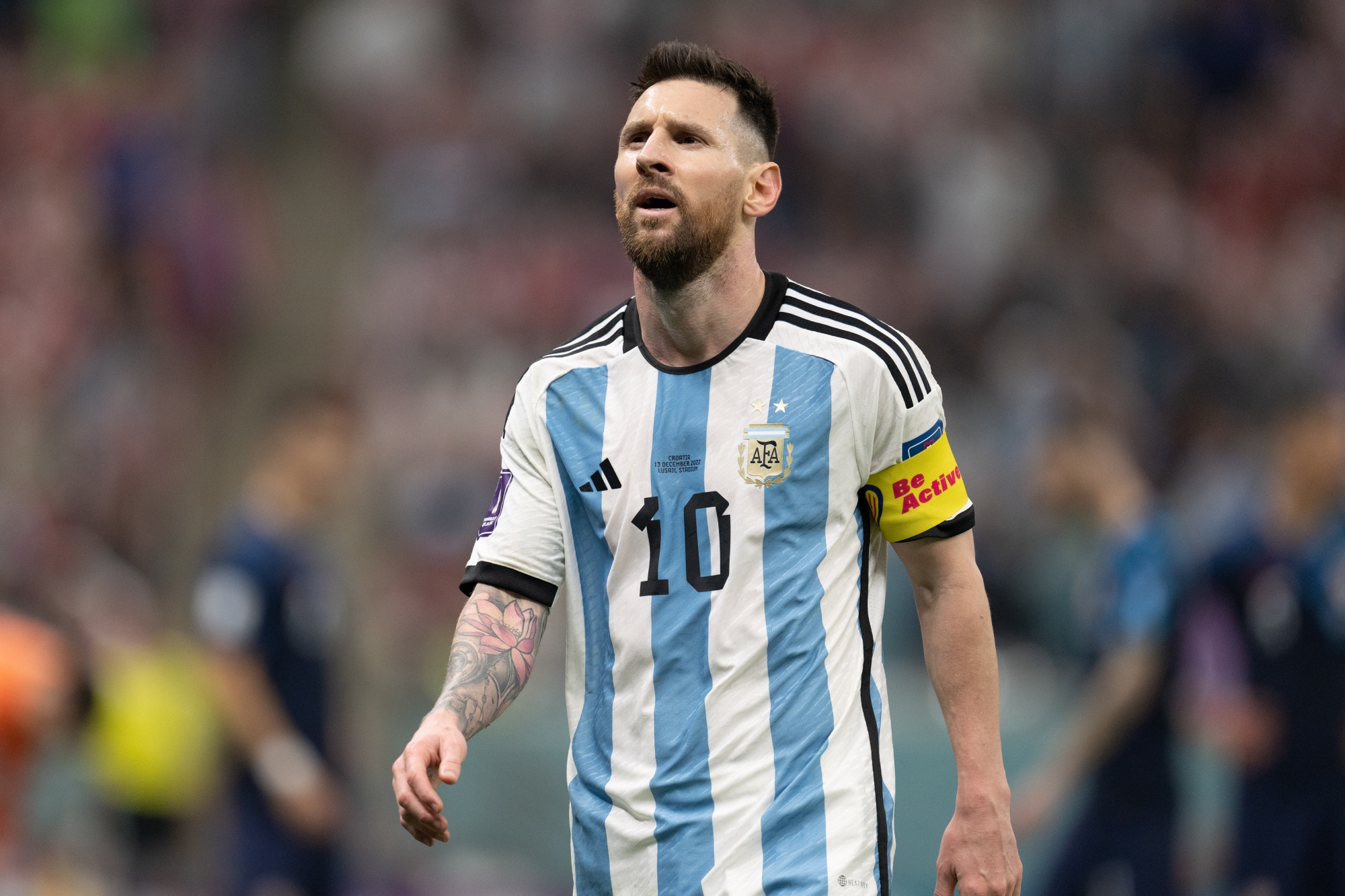 Oferta de camisetas de Messi escasea antes de la final