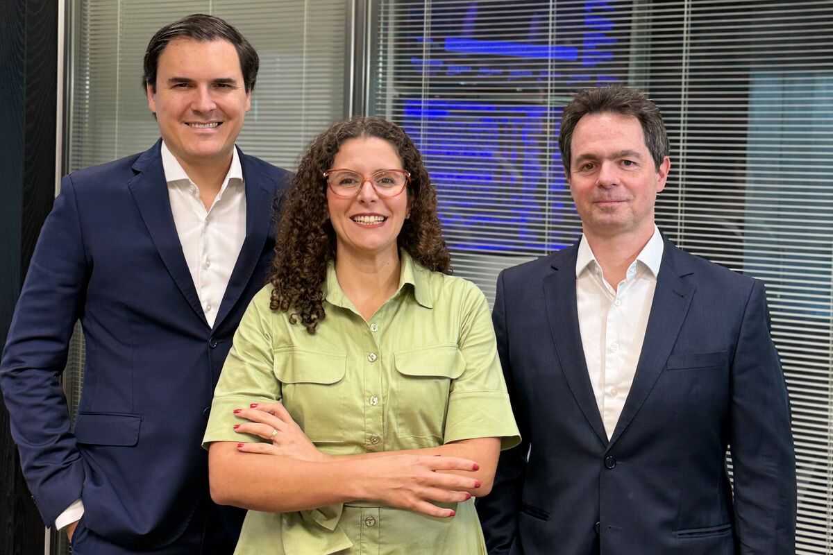Social-Media Stock Guru Joins Brazil Asset Manager to Start Fund