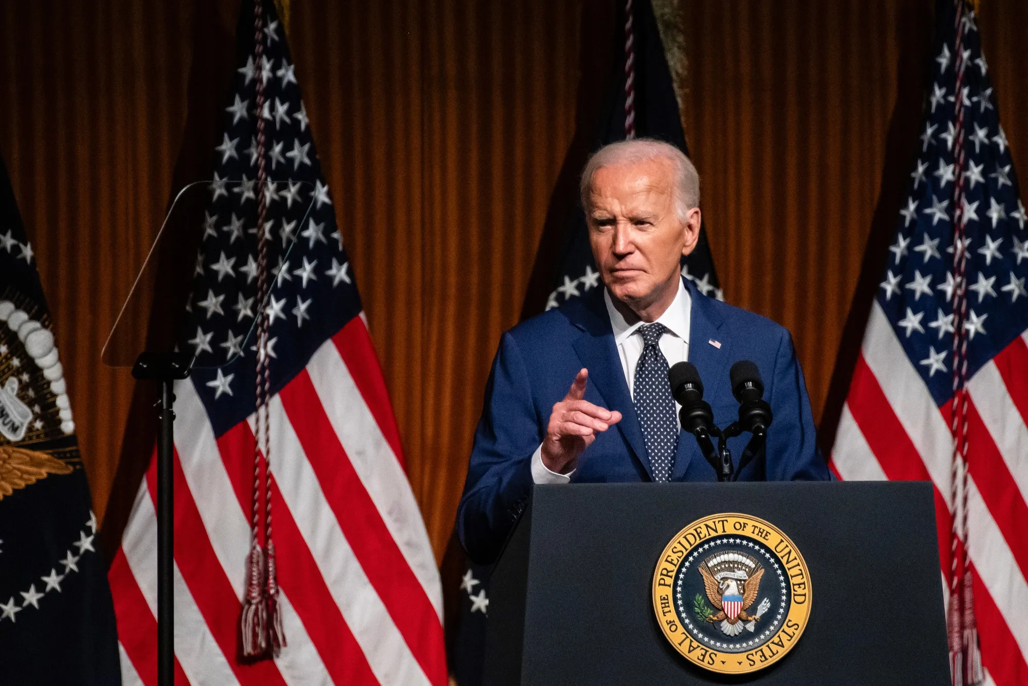 Biden Lifts Ban on Offensive Weapons Sales to Saudi Arabia - Bloomberg