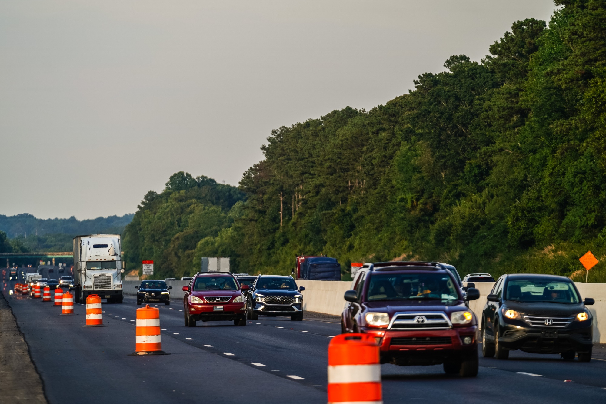 Rush-hour traffic along I-85. Photos: Elijah Nouvelage