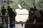 Apple Inc. iPhone 6s Goes On Sale