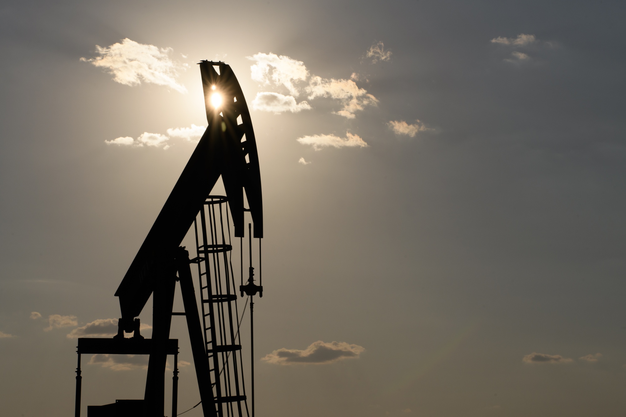 A pump jack near Imperial, Texas, US, on Sunday, Aug. 24, 2025. The problem of too much wastewater is spreading across America’s biggest oil field, posing a pressing threat to a basin that has grown into a cornerstone of global markets and is critical to President Donald Trump’s push for energy dominance. Photographer: Mark Felix/Bloomberg