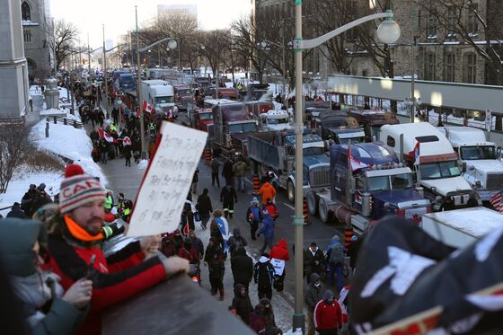 Trucker Vaccine Rule Brings Polarizing Protest to Canada’s Capital