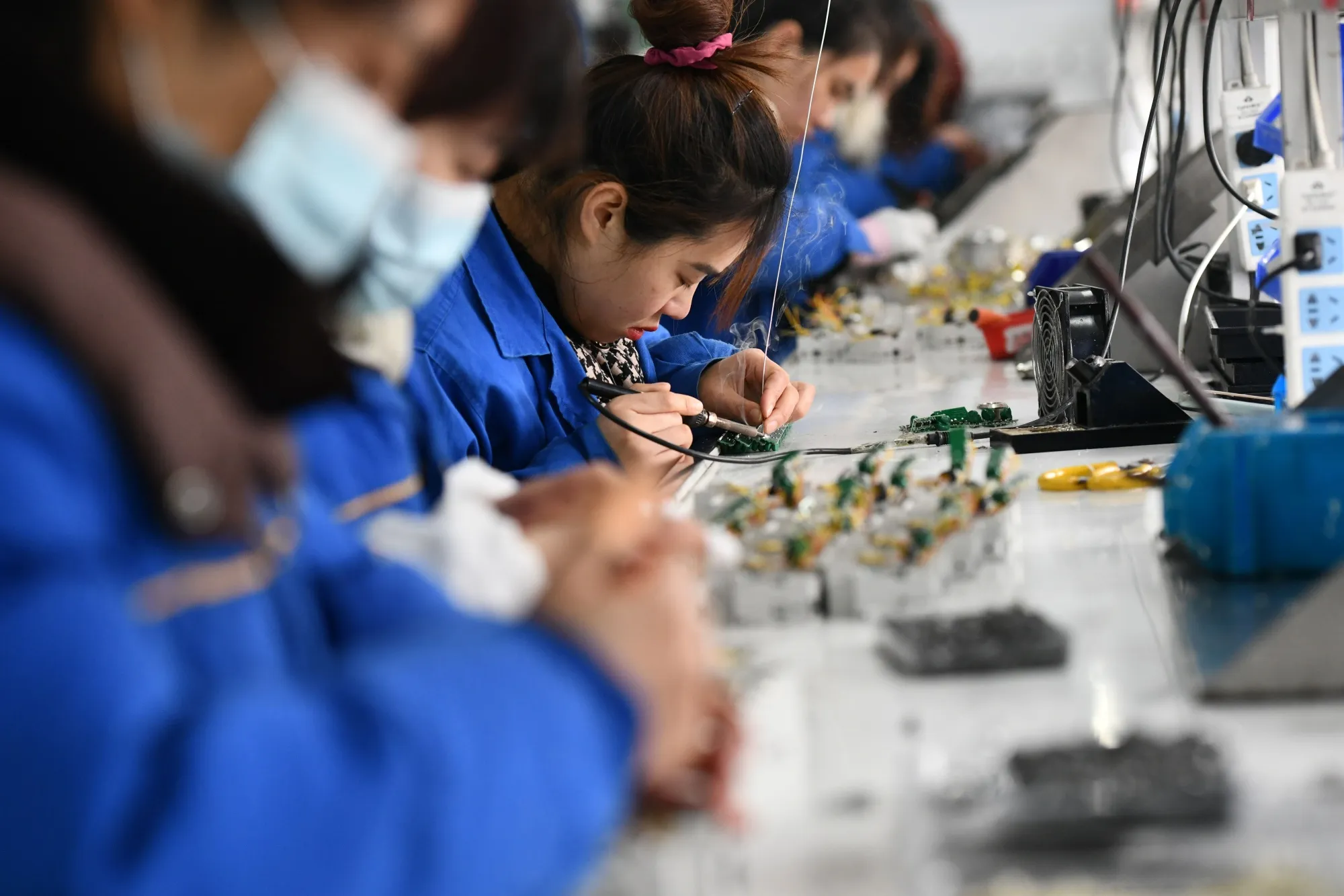 China’s&nbsp;economic growth&nbsp;target of 5% suggests Beijing will introduce more measures to support the economy.