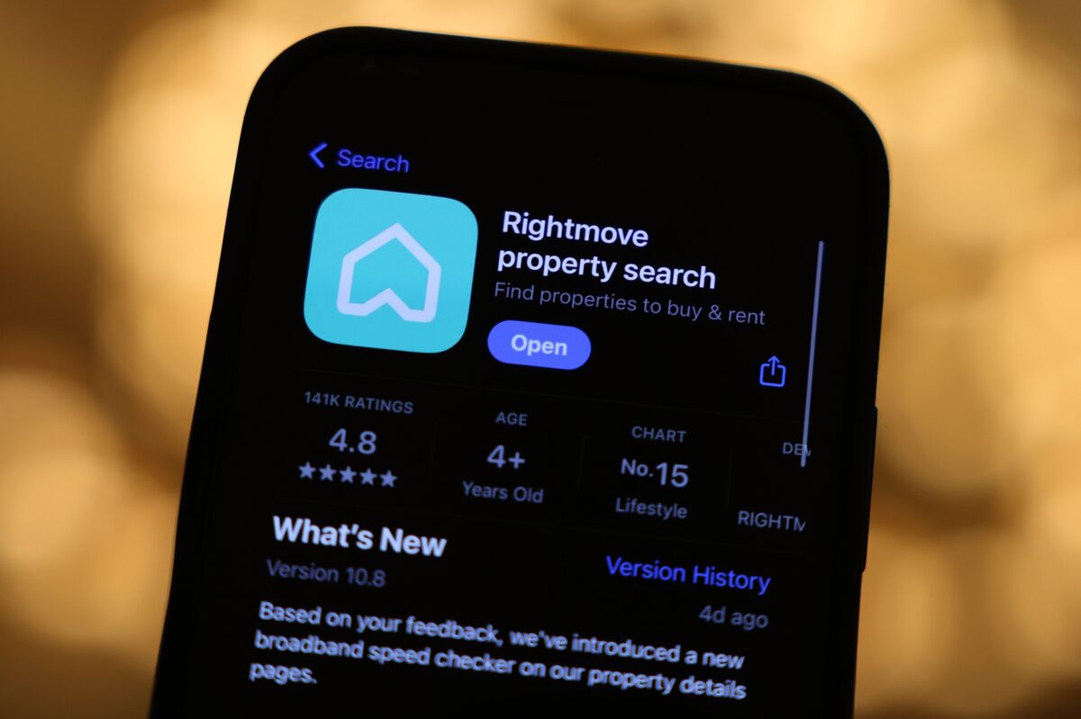 Rightmove Pushes REA for ‘Best and Final’ Offer Before Deadline - Bloomberg